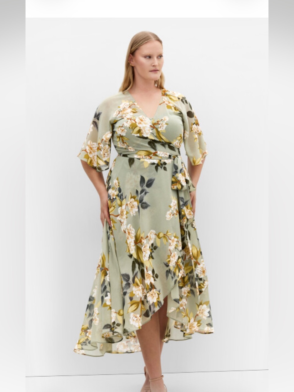 NWT City Chic Magnolia Floral Wrap Maxi Dress Size 18